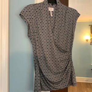 Women’ wrap top